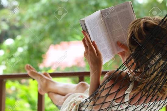 Imagen del tema ¿En la cama? ¿Junto a la ventana? ¿Tenés un sillón favorito?